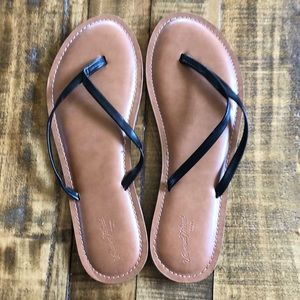 Black Flip Flop Sandals